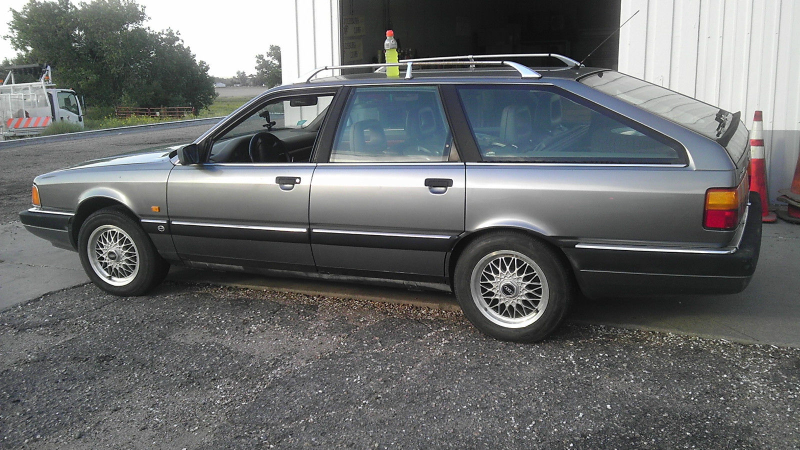Illustration for article titled Here Are Ten Of The Best '90s Cars On eBay For Less Than $9,000